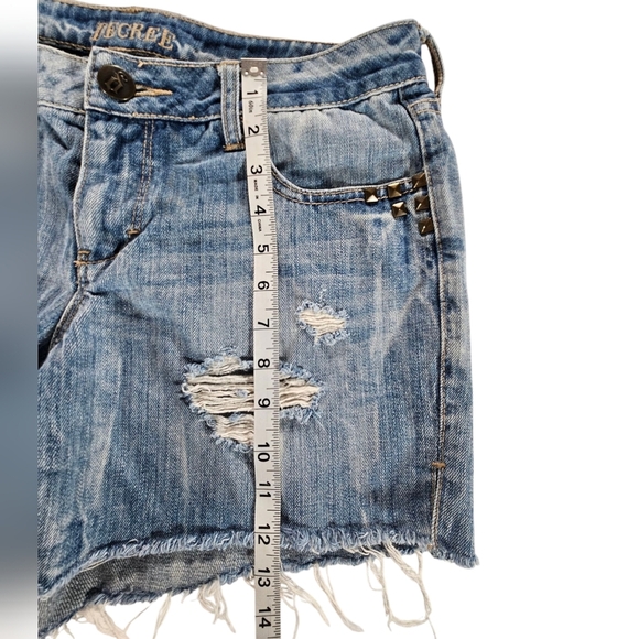 Decree Blue Distressed Jean Shorts with Cut-off Style Size 11 - Picture 5 of 5